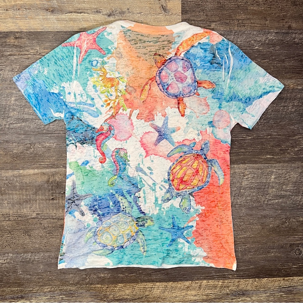 Blue 84 turtle print Rehoboth Beach T shirt top  size XL - Picture 3 of 3